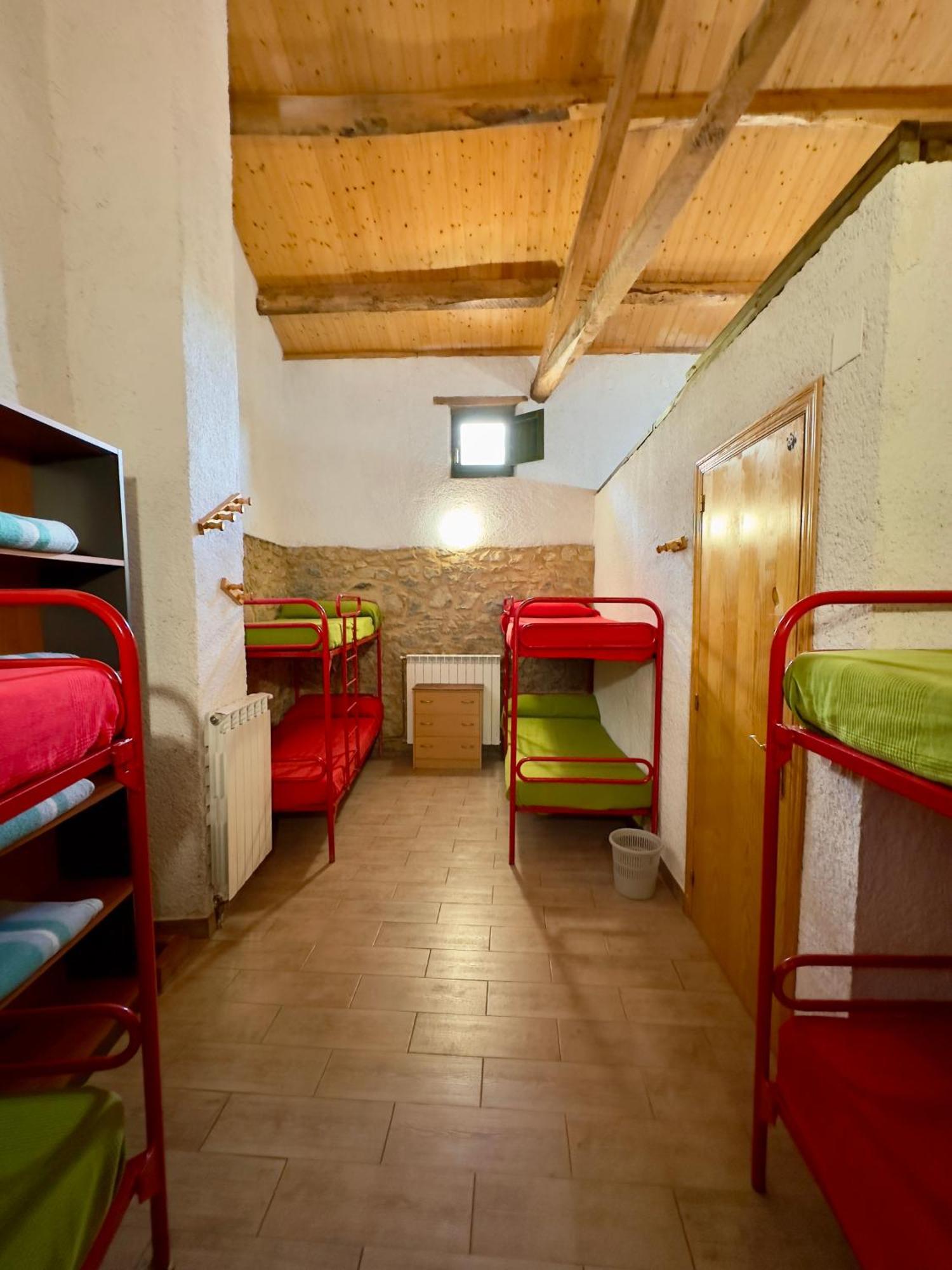 Albergue Valle De Arbas Cubillas de Arbas Exterior foto