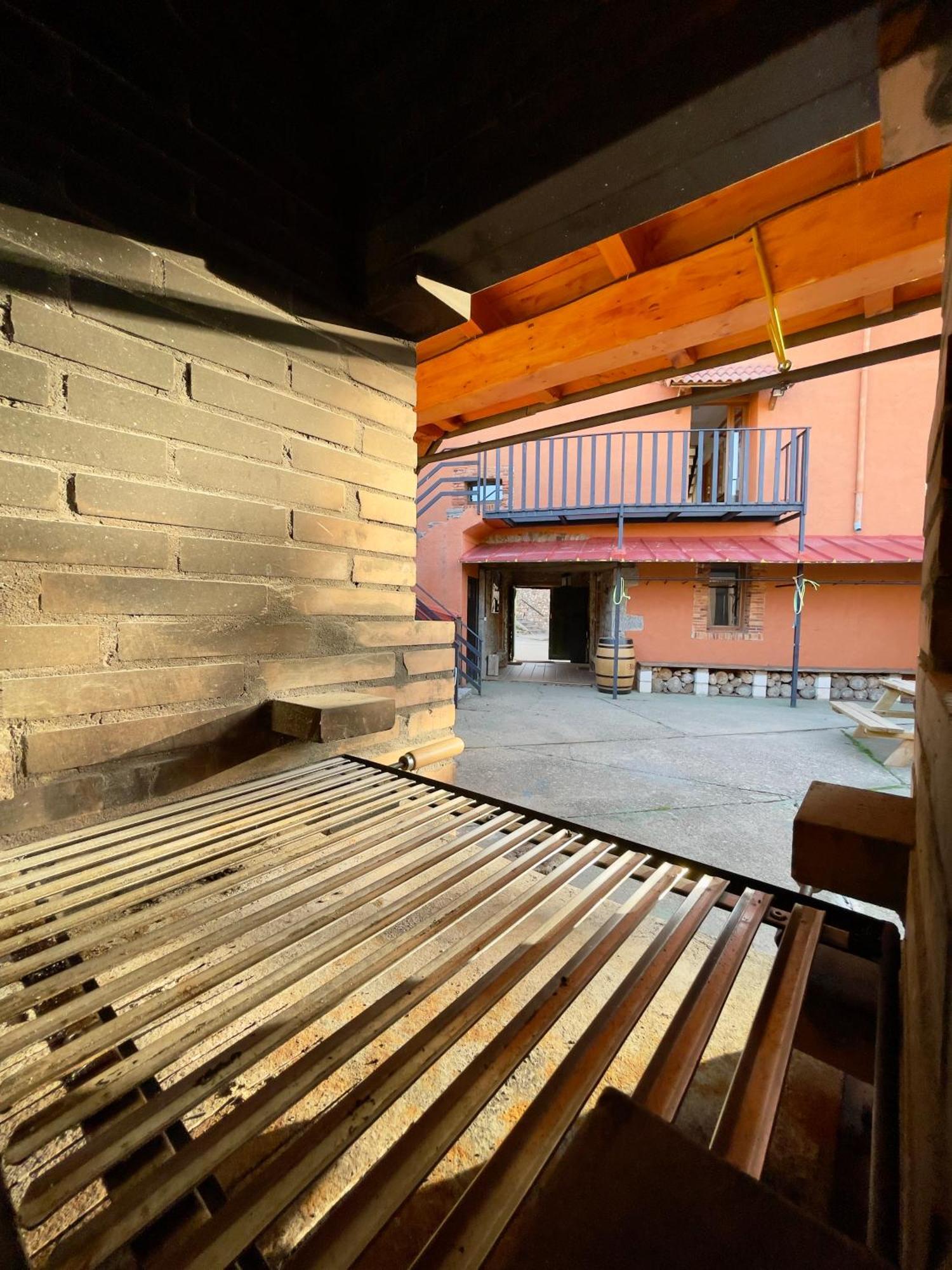 Albergue Valle De Arbas Cubillas de Arbas Exterior foto