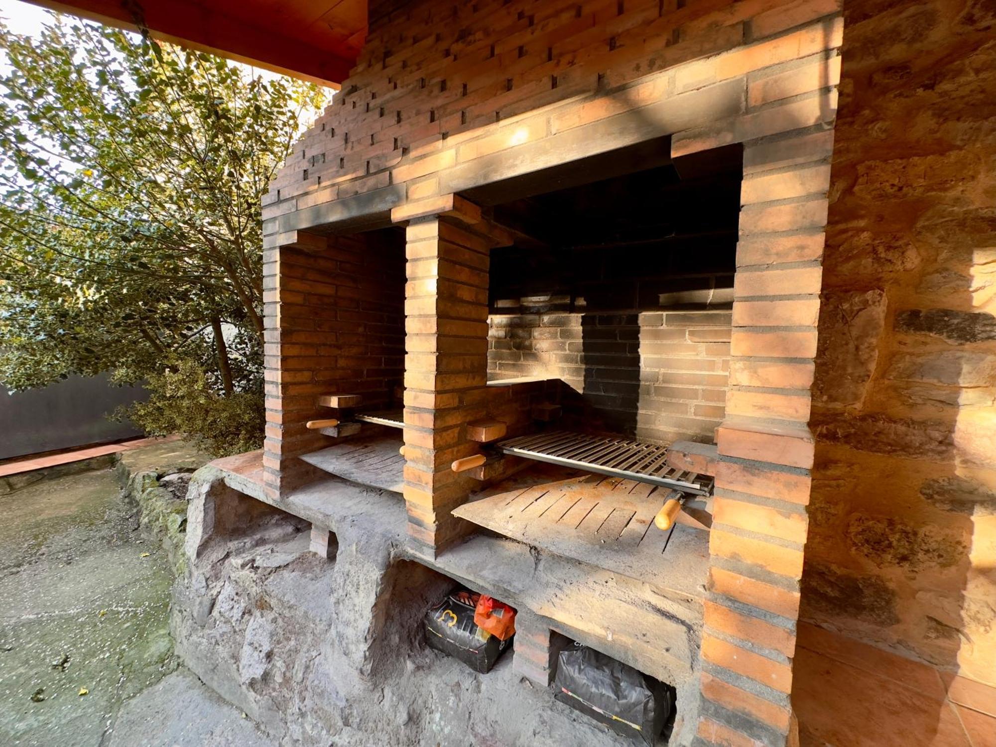 Albergue Valle De Arbas Cubillas de Arbas Exterior foto